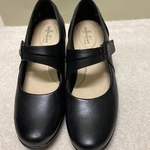 Clarks Women’s Emslie Lulin Pump